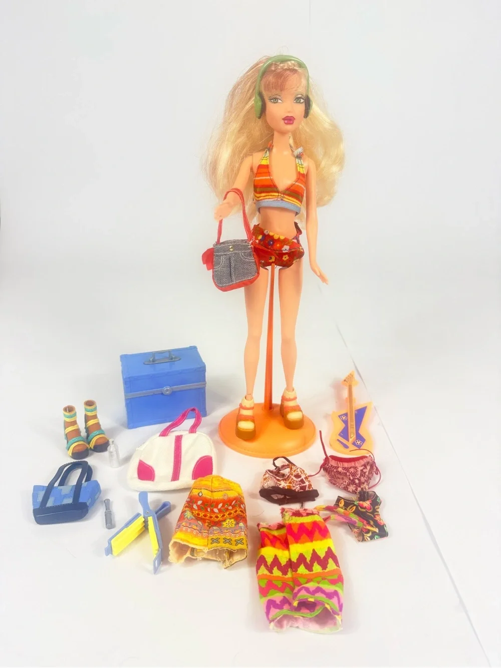 Vintage Mattel My Scene Barbie 1999 Delancey Blonde Hair Bangs With Accessories